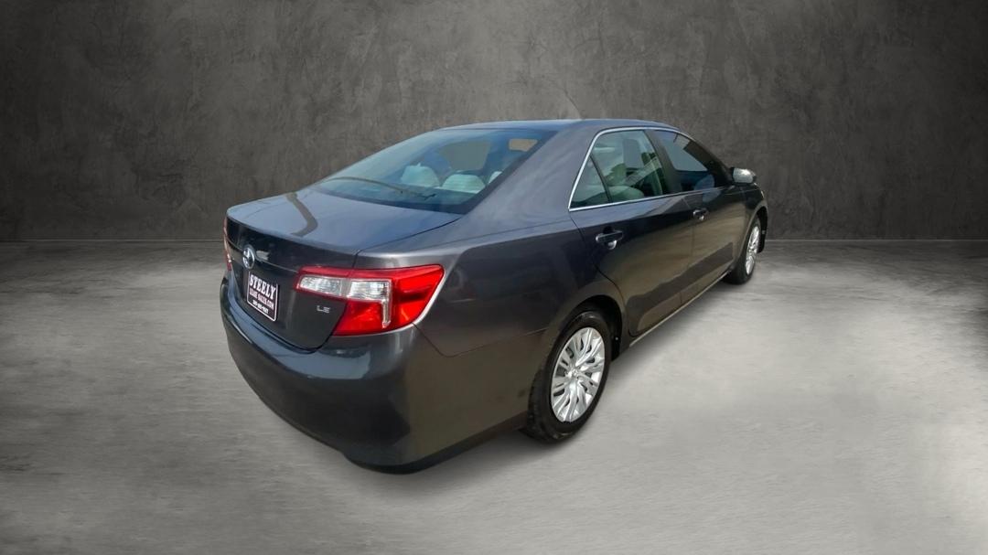 Toyota Camry LE 2014