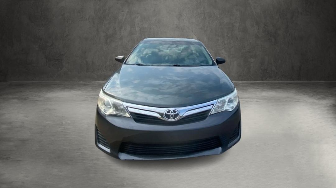 Toyota Camry LE 2014