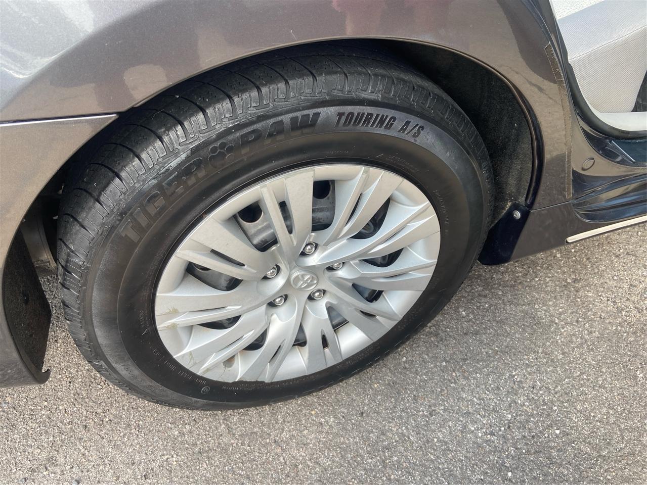 Toyota Camry LE 2014
