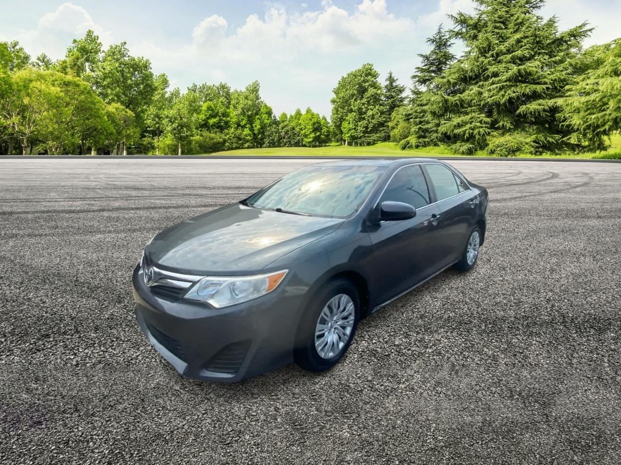 2014 Toyota Camry LE