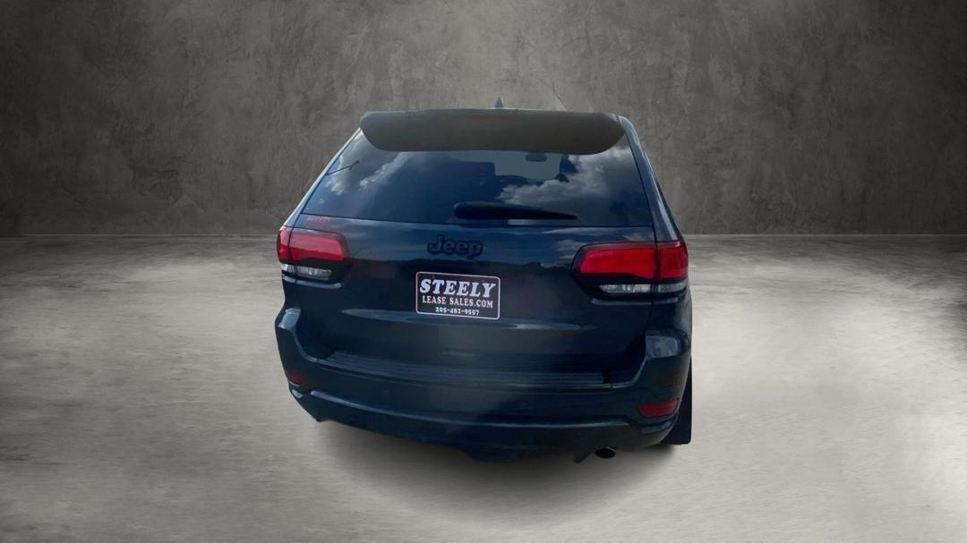 Jeep Grand Cherokee Laredo 2WD 2017