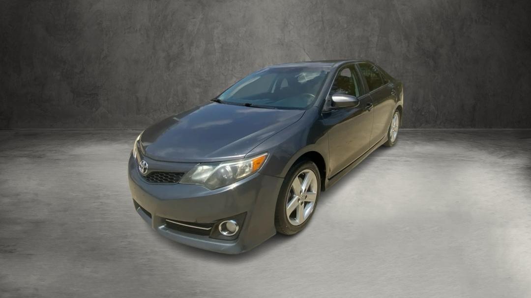 Toyota Camry LE 2013