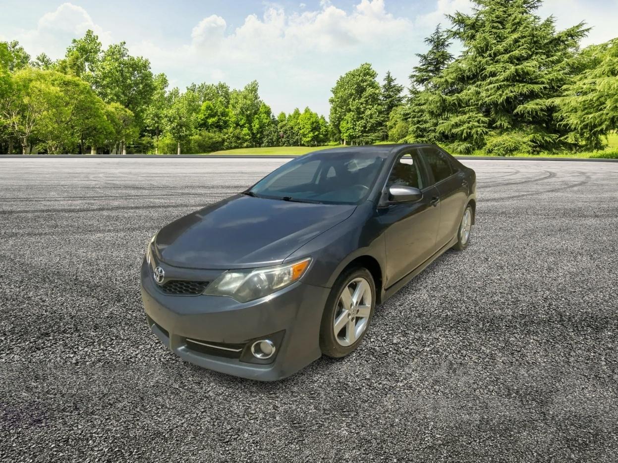 2013 Toyota Camry LE