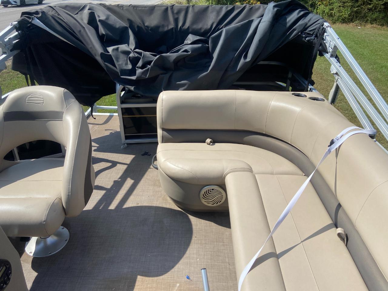 Sun Tracker Bass Buggy  2021