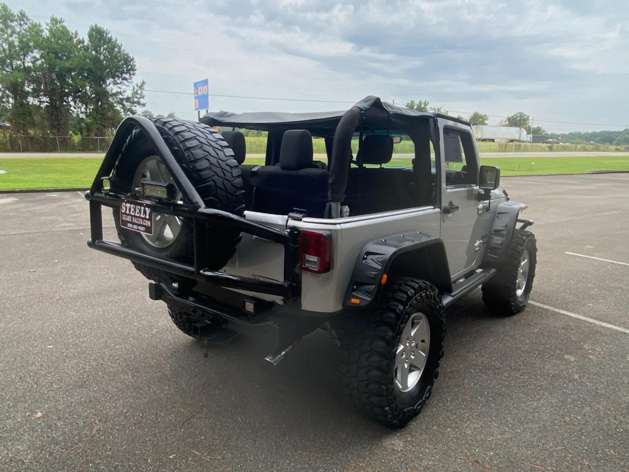 Jeep Wrangler Sport 4WD 2012