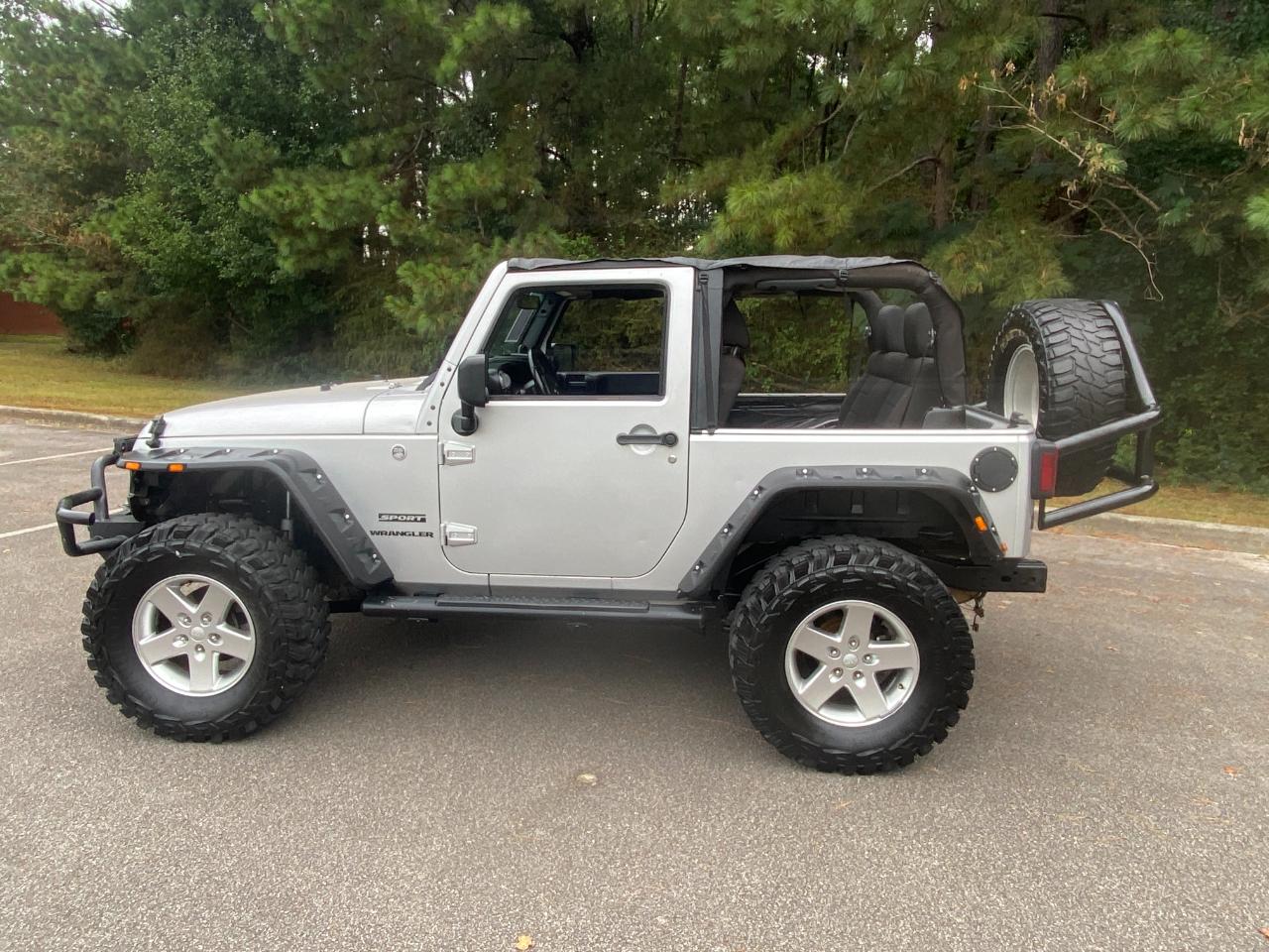 Jeep Wrangler Sport 4WD 2012