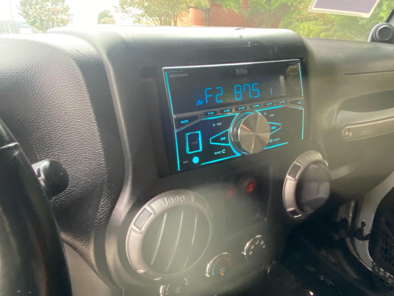 Jeep Wrangler Sport 4WD 2012