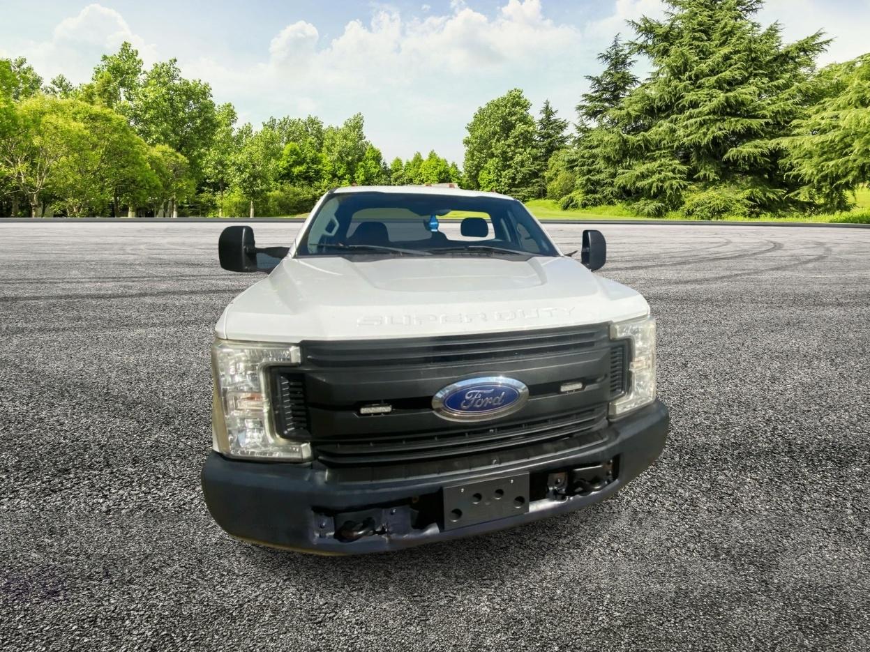 Ford F-450 SD DRW 2WD 2010