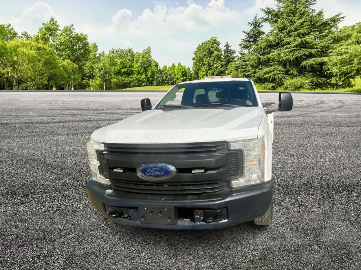 Ford F-450 SD DRW 2WD 2010