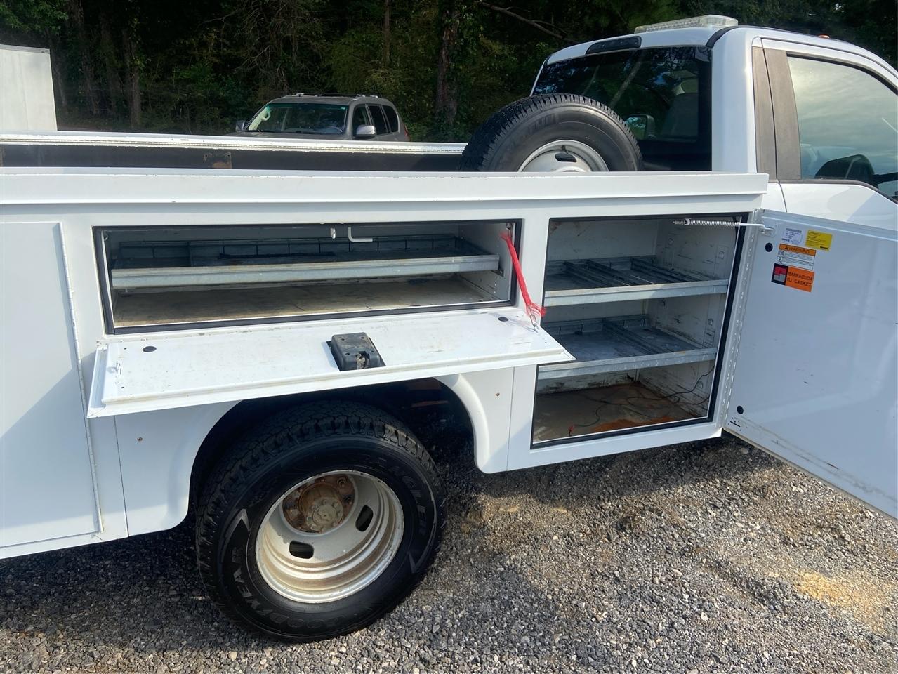 Ford F-350 SD XL DRW 4WD 2017