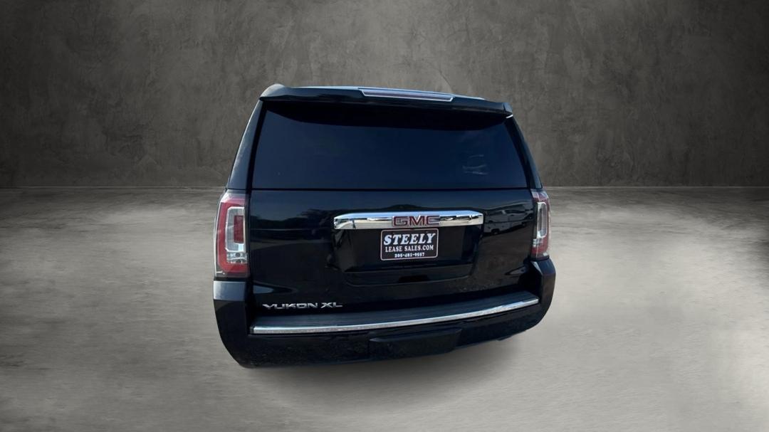 GMC Yukon XL Denali 4WD 2019