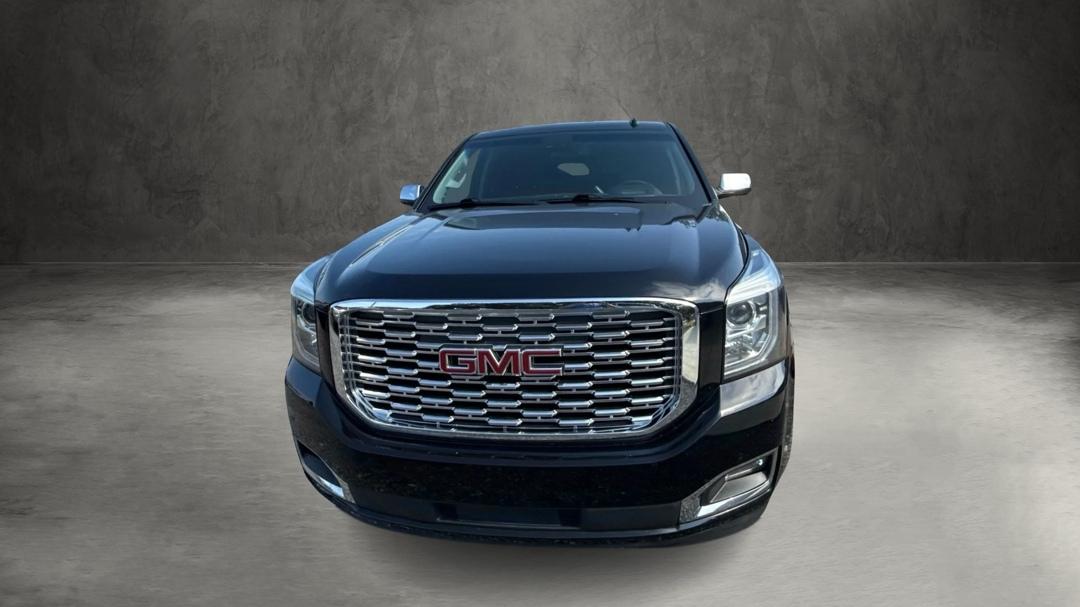 GMC Yukon XL Denali 4WD 2019