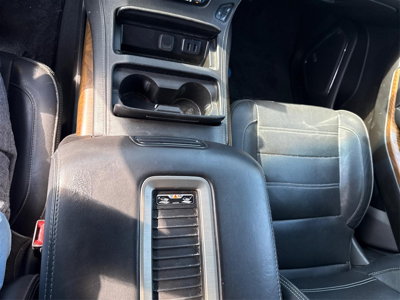 GMC Yukon XL Denali 4WD 2019