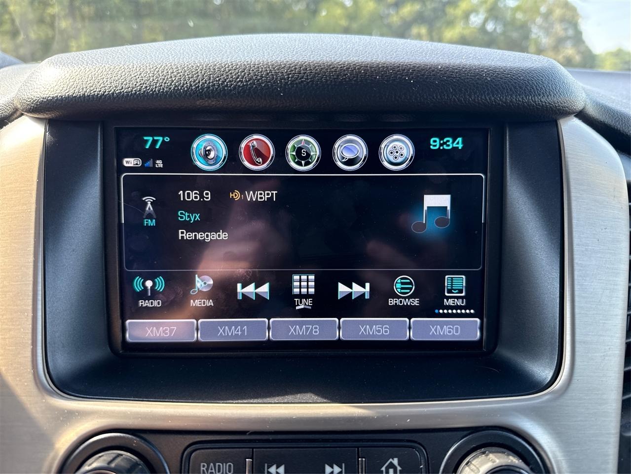 GMC Yukon XL Denali 4WD 2019
