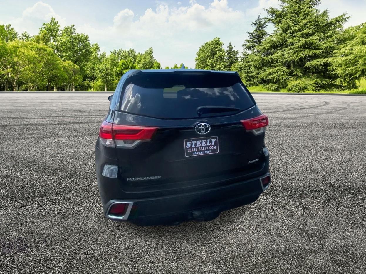 Toyota Highlander Limited FWD V6 2017