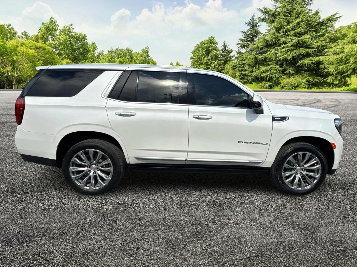 GMC Yukon Denali 2WD 2021