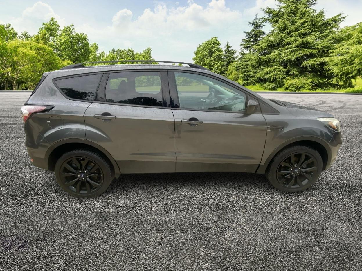 Ford Escape SE FWD 2018