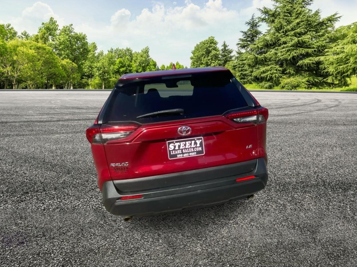 Toyota RAV4 LE 2022