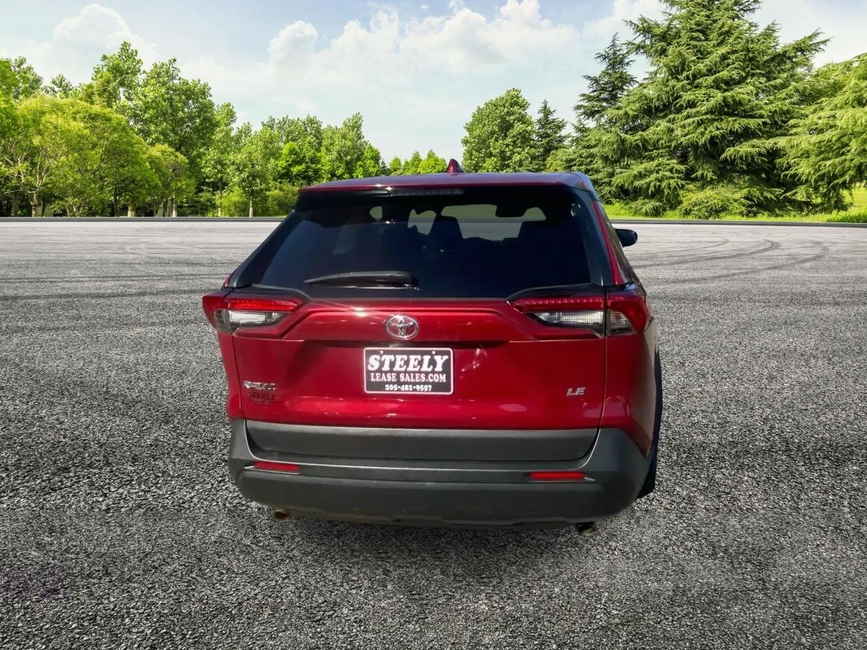Toyota RAV4 LE 2022
