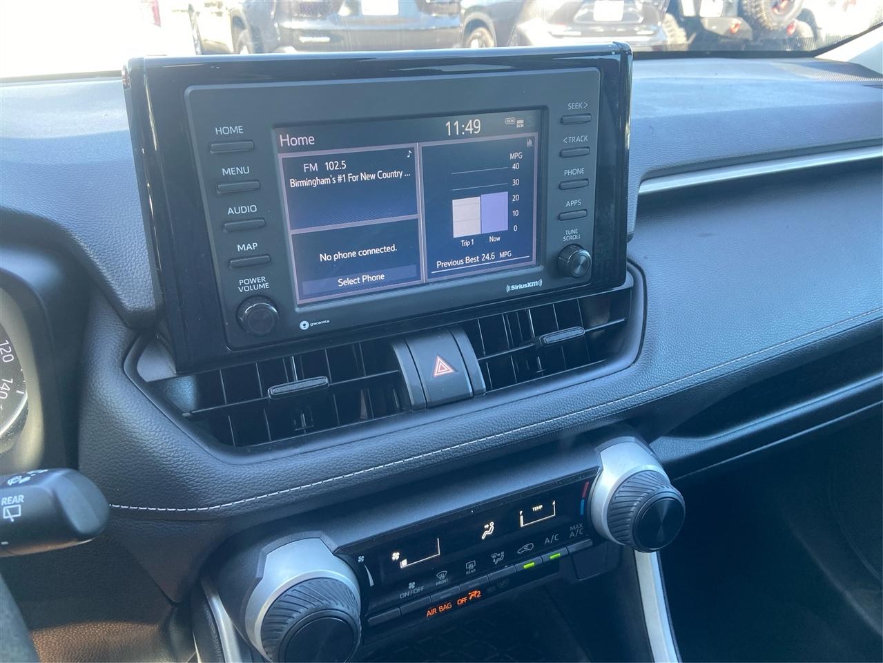Toyota RAV4 LE 2022