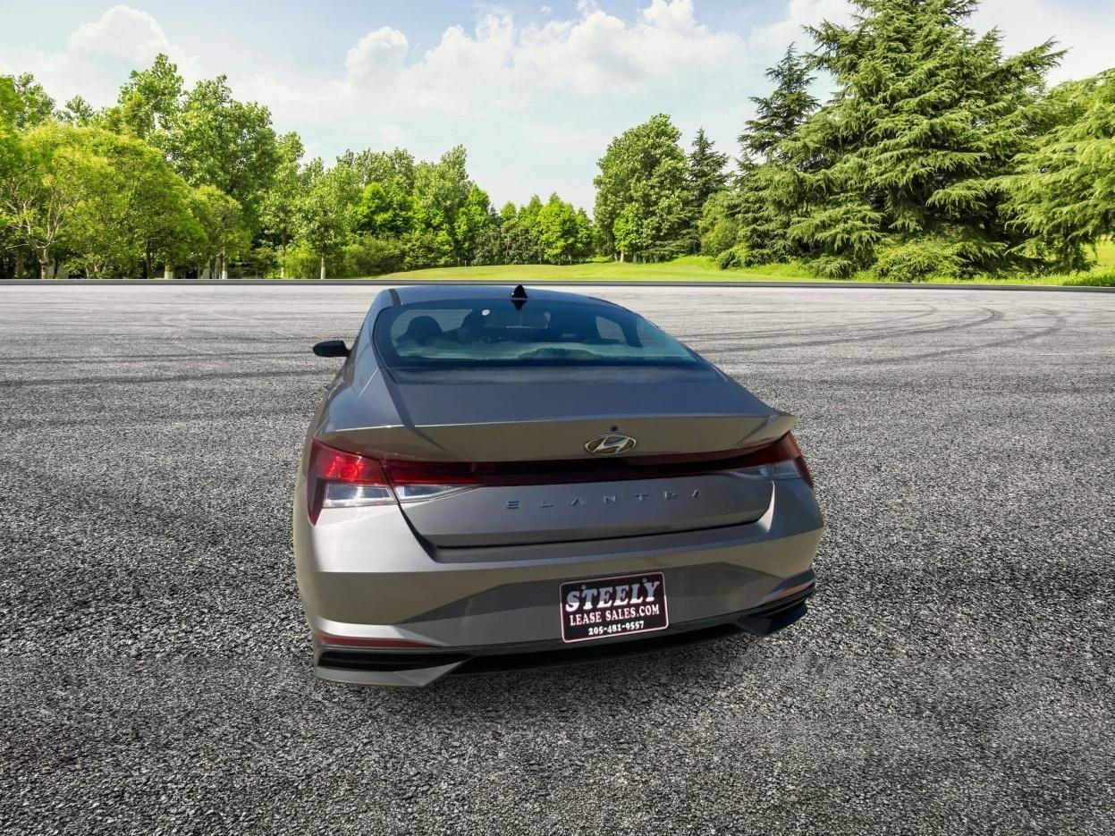 Hyundai Elantra SEL 2021