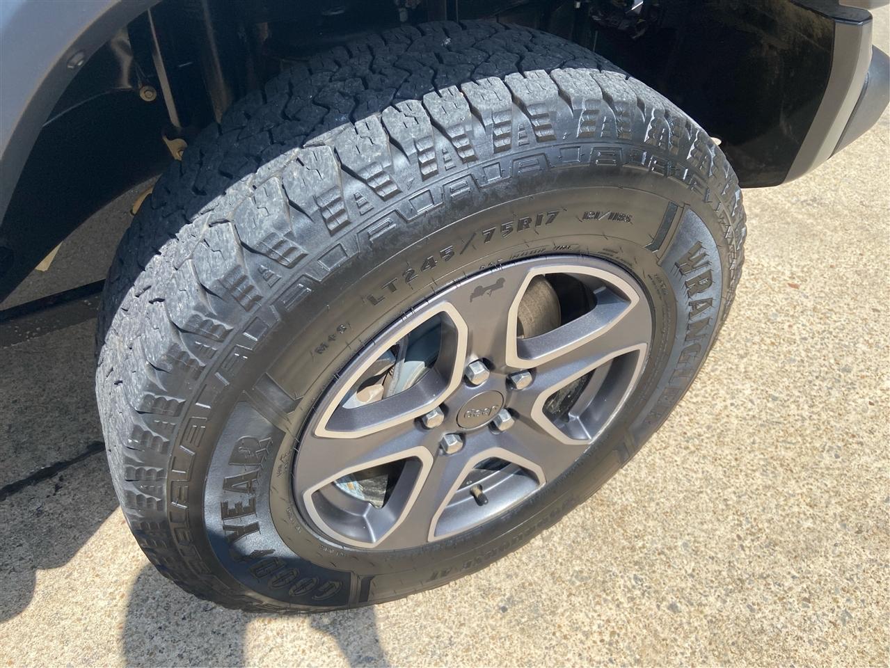 Jeep Wrangler Sport 4WD 2018