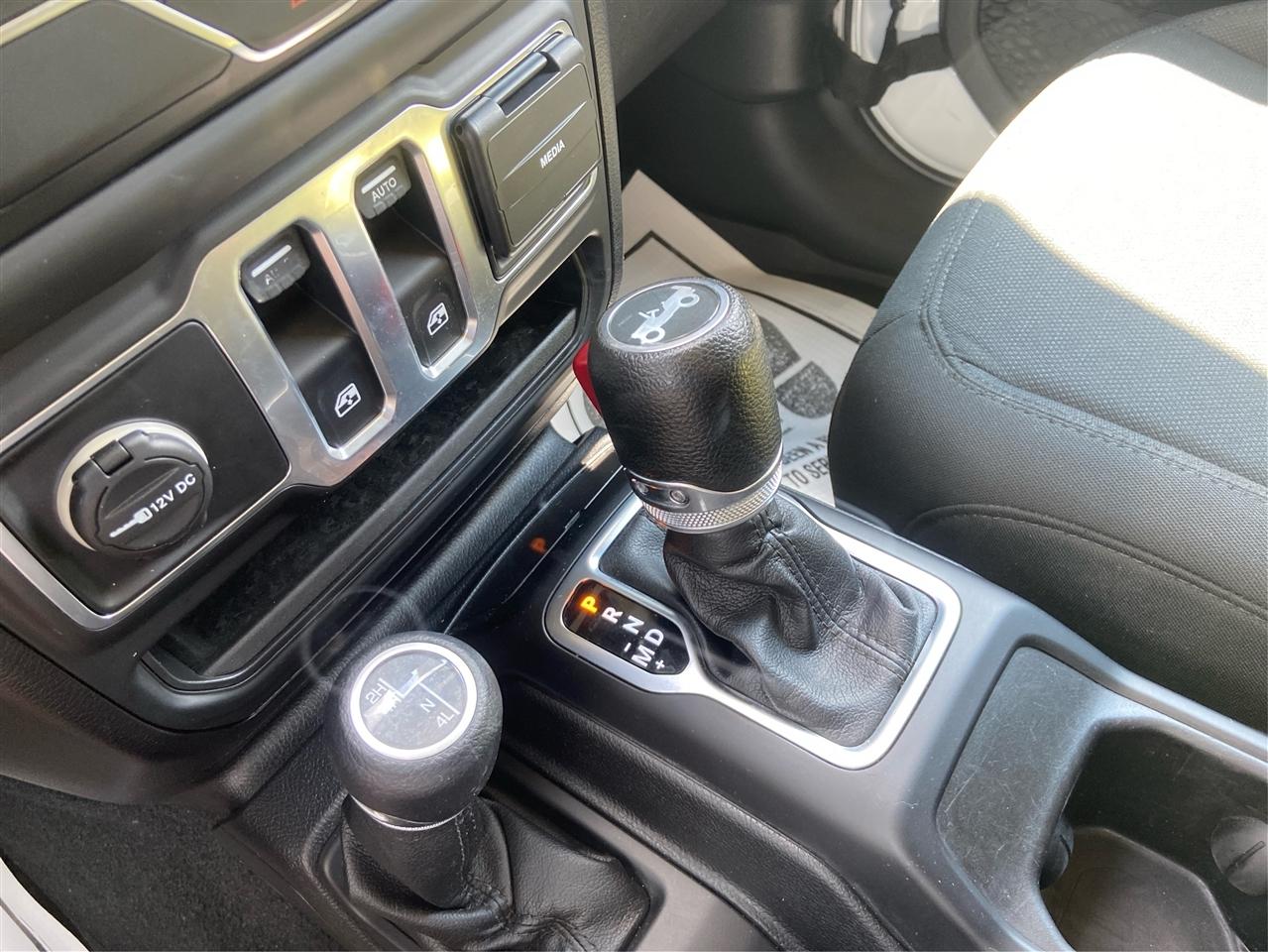 Jeep Wrangler Sport 4WD 2018