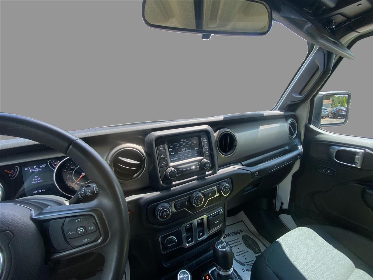 Jeep Wrangler Sport 4WD 2018