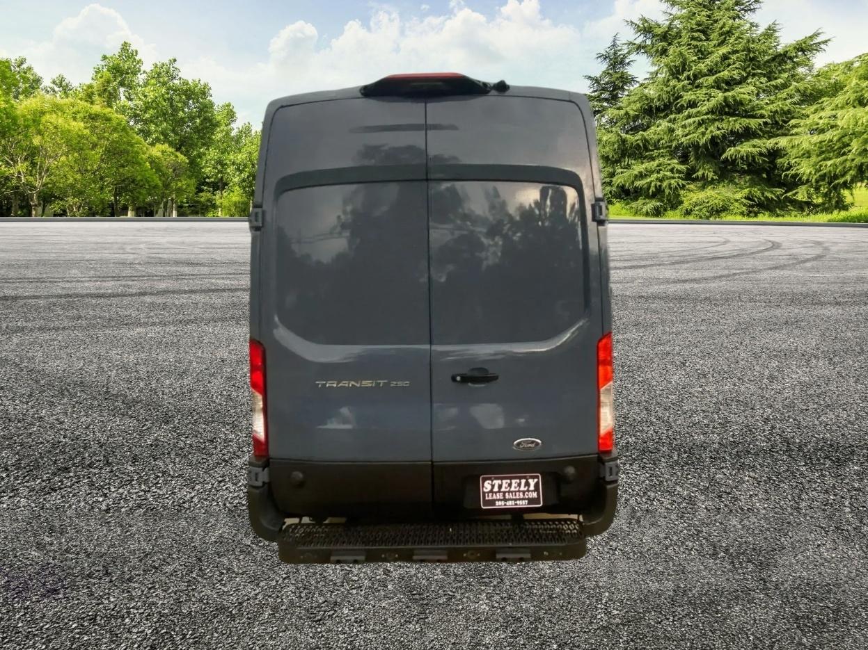 Ford Transit 250 Van High Roof w/Sliding Pass. 148-in. WB EL 2020