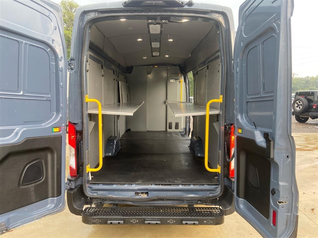 Ford Transit 250 Van High Roof w/Sliding Pass. 148-in. WB EL 2020