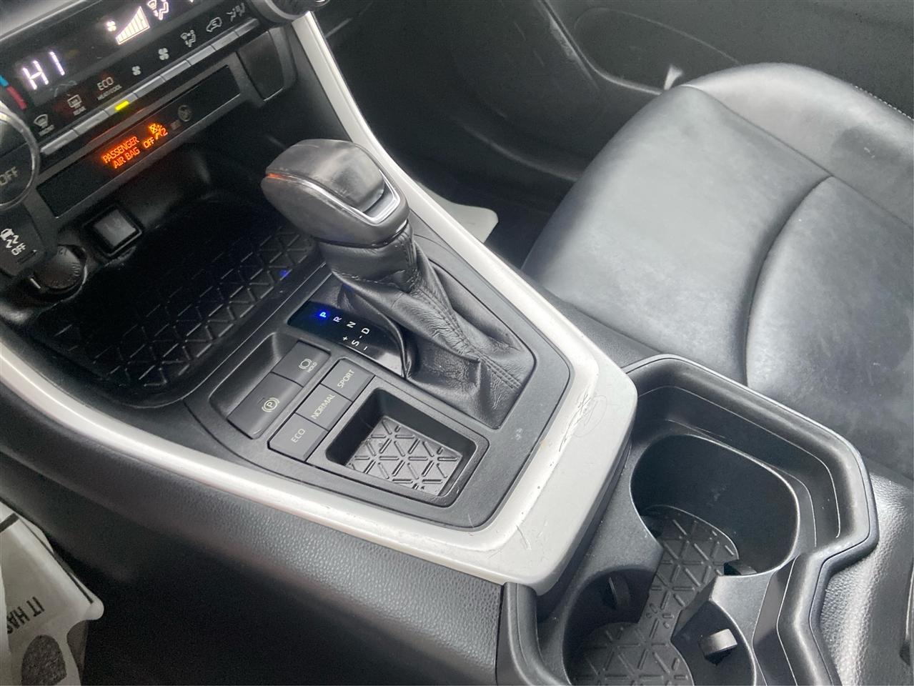 Toyota RAV4 XLE Premium 2019