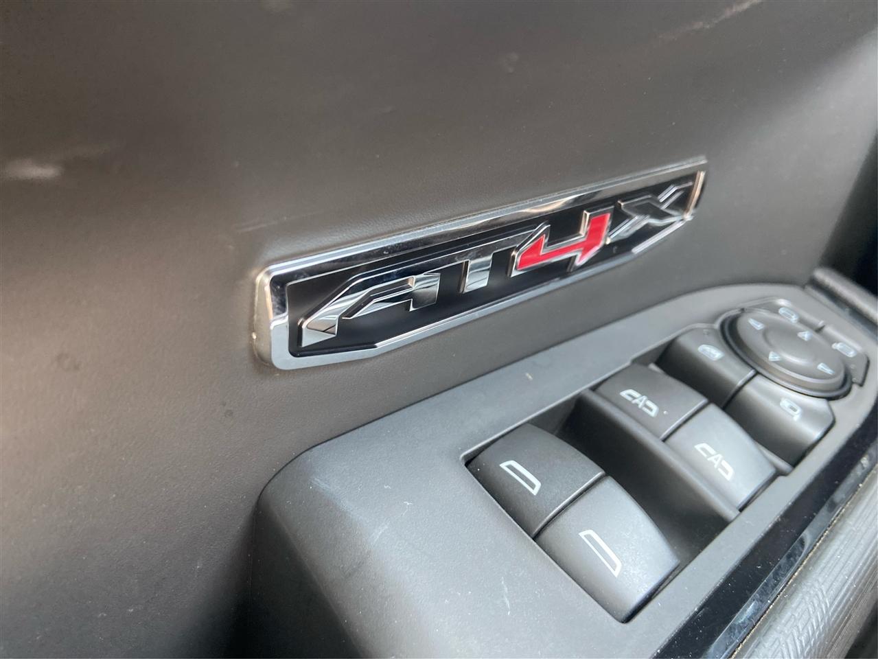 GMC Sierra 1500 AT4X Crew Cab 4WD 2025