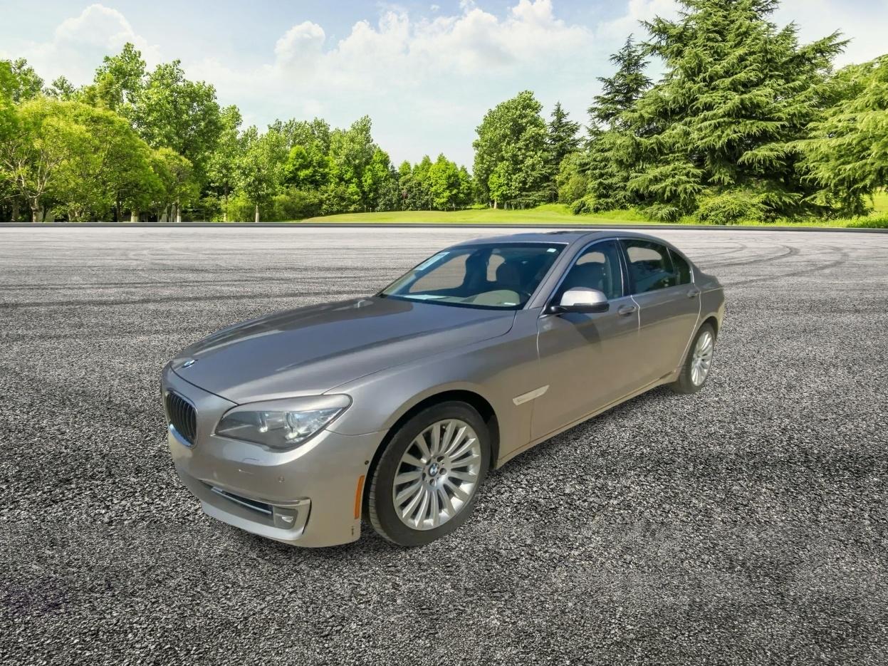 2013 BMW 7-Series 750Li