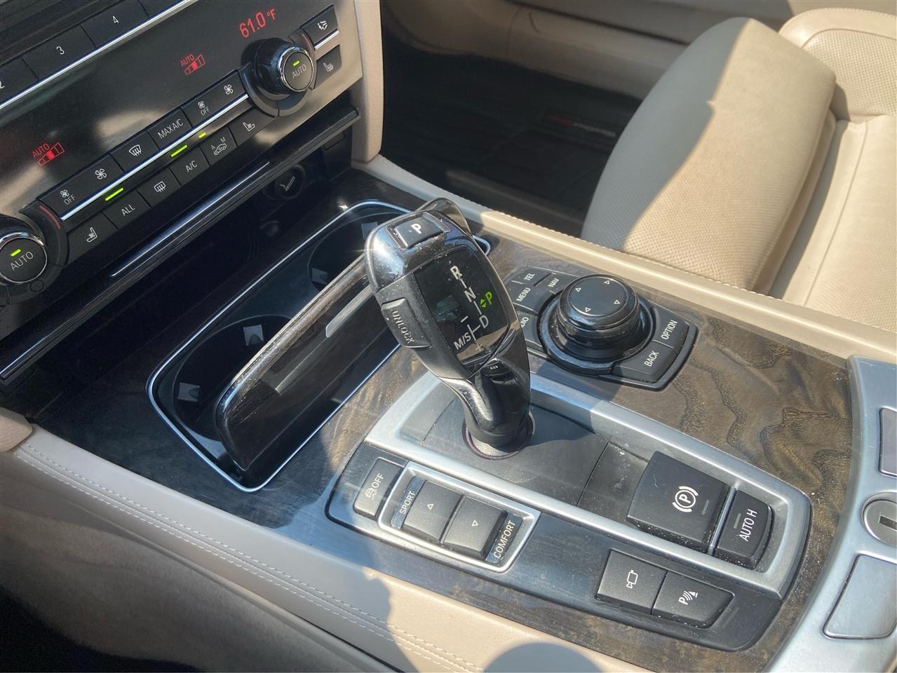 BMW 7-Series 750Li 2013