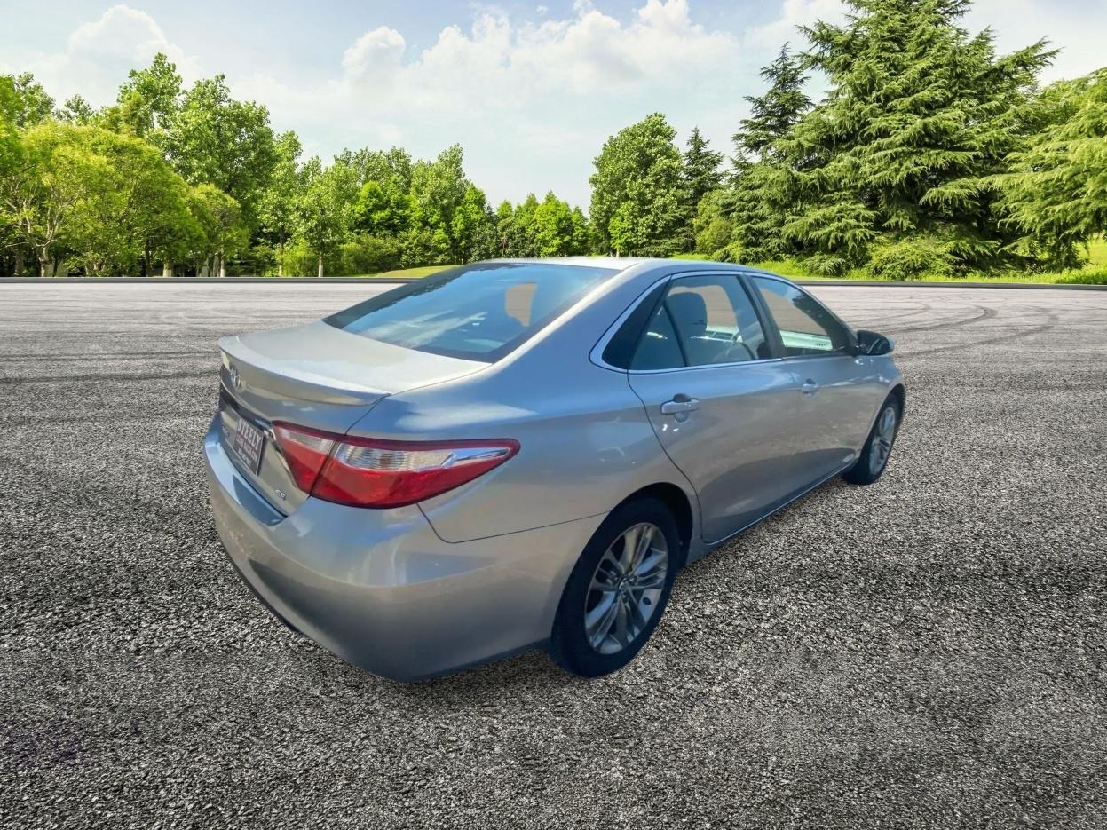 Toyota Camry LE 2016