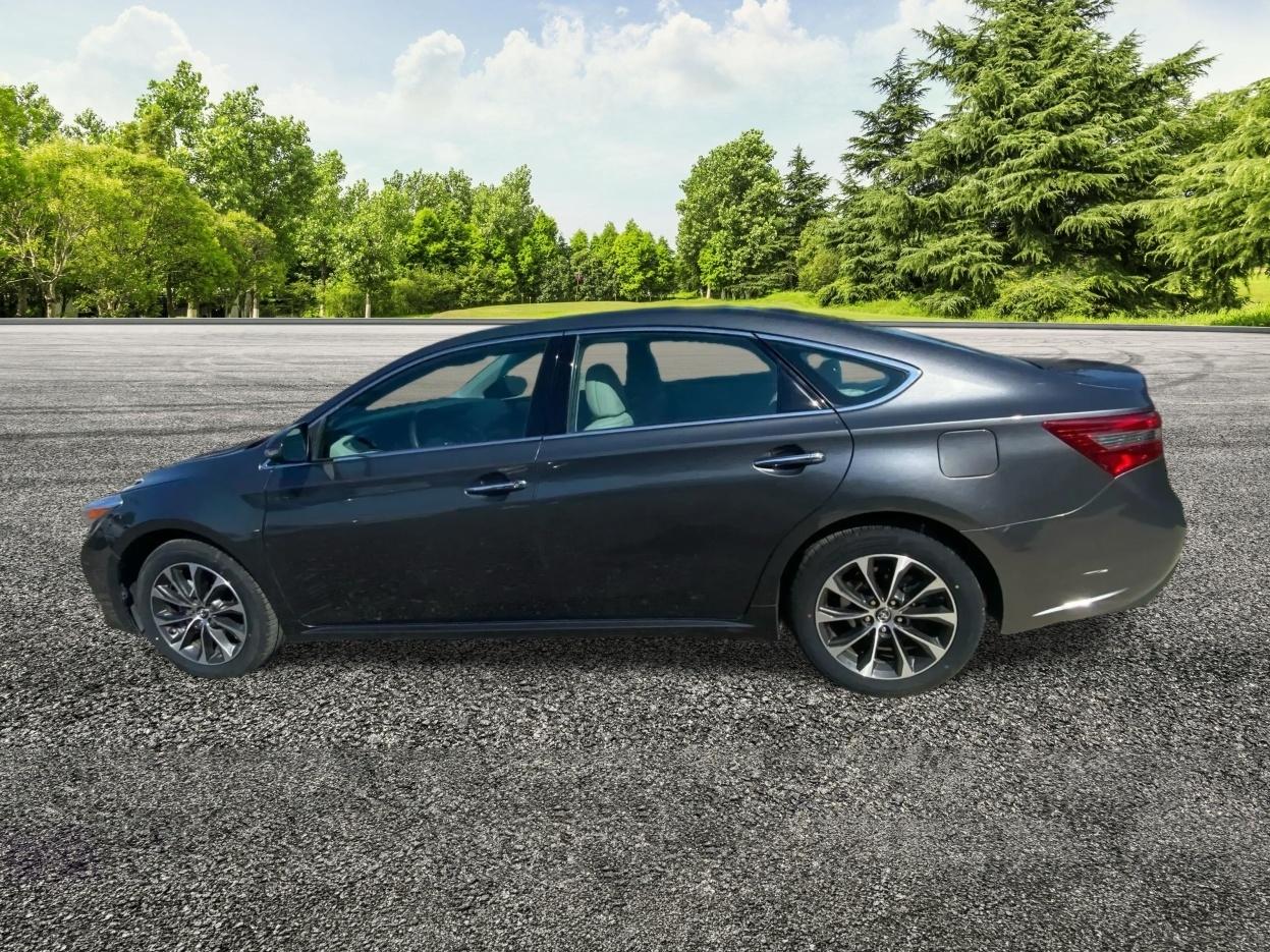 Toyota Avalon XLE 2016