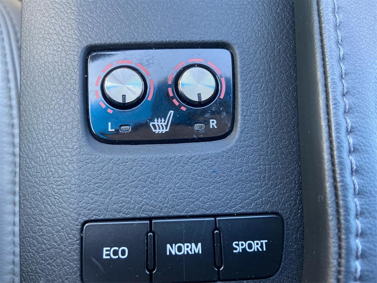 Toyota Avalon XLE 2016