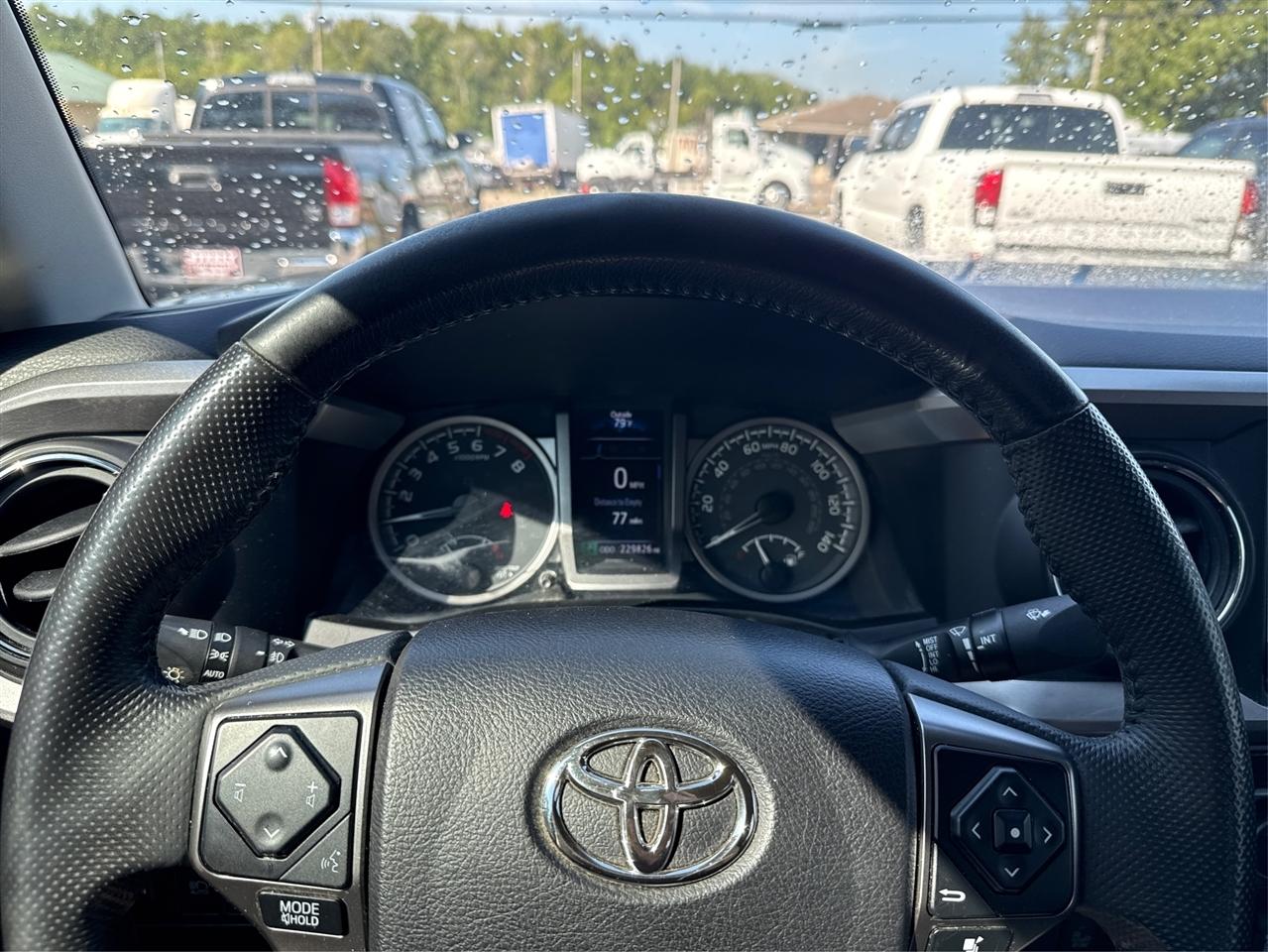 Toyota Tacoma SR5 Double Cab Long Bed V6 6AT 4WD 2021