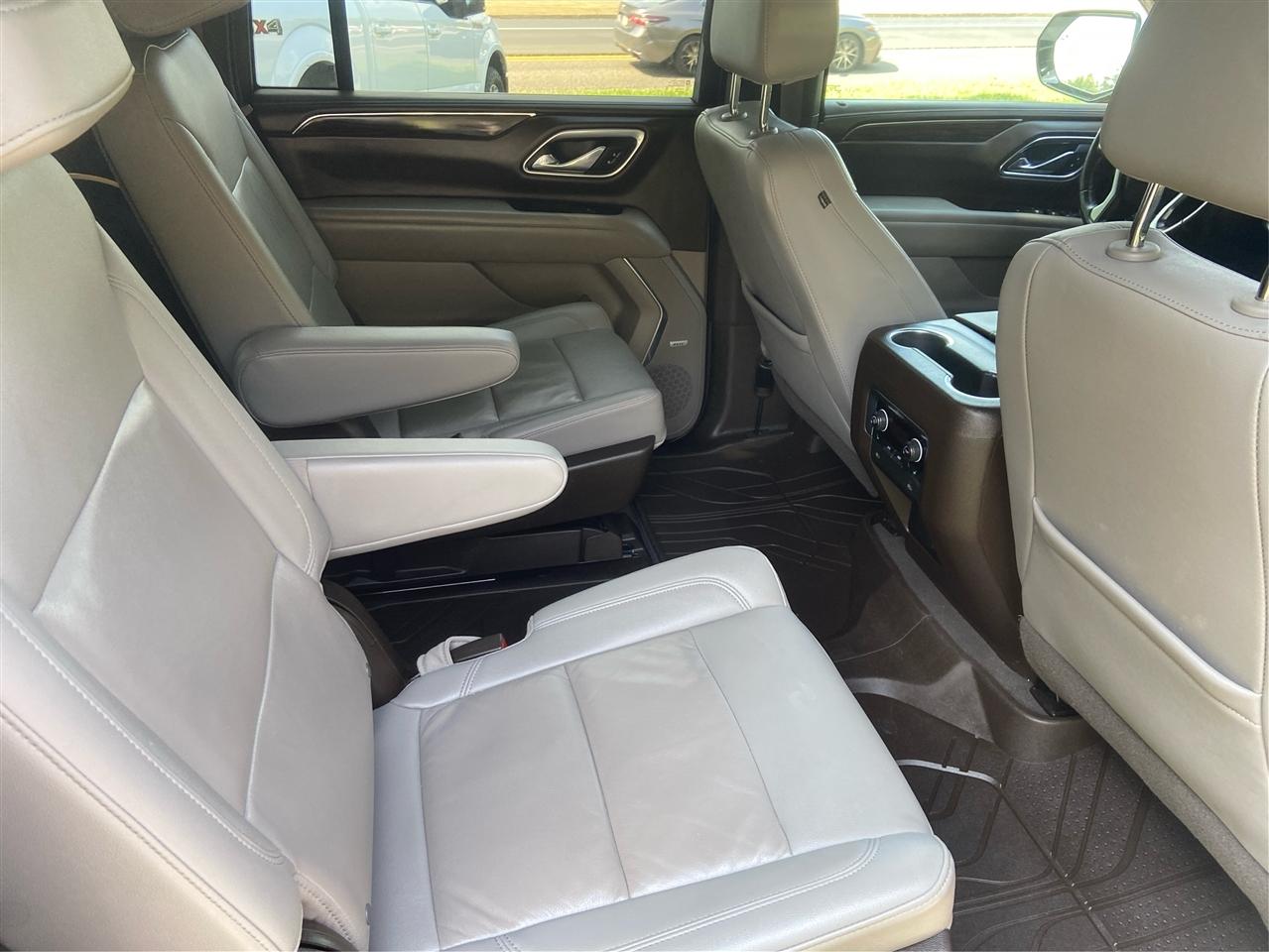 Chevrolet Suburban LT 2WD 2021