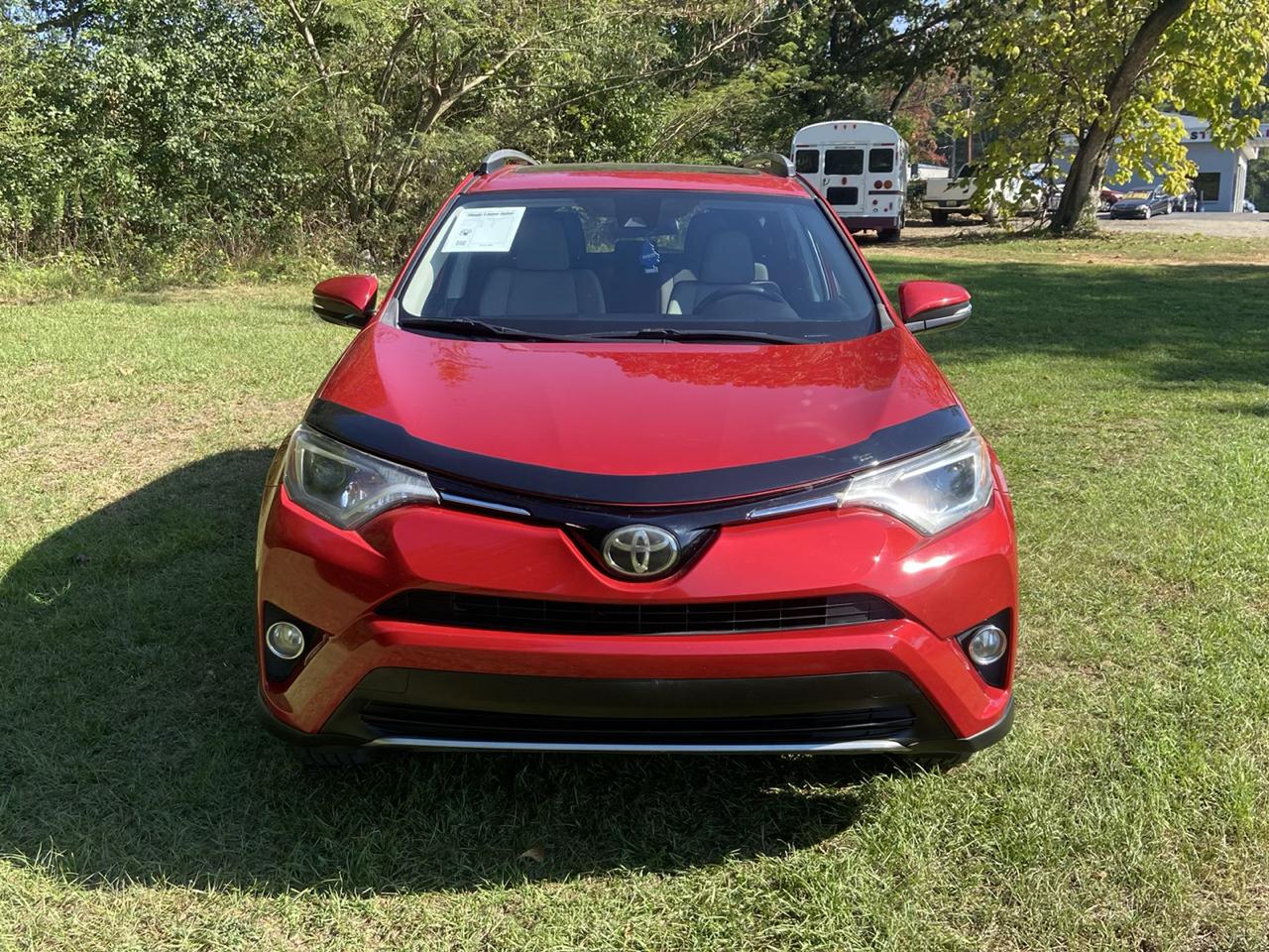 Toyota RAV4 XLE FWD 2017