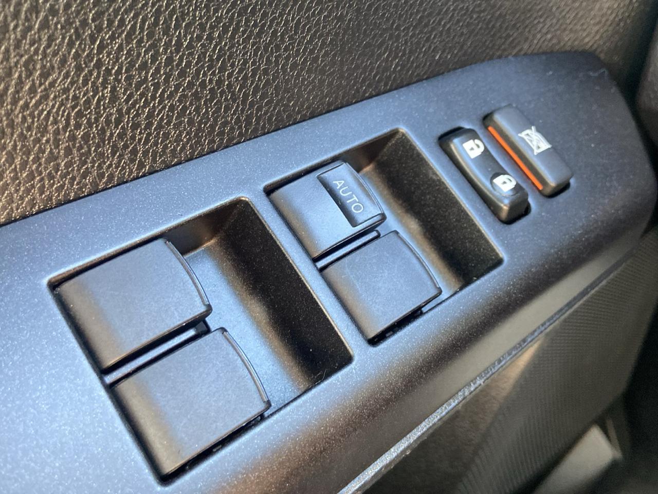 Toyota RAV4 XLE FWD 2017