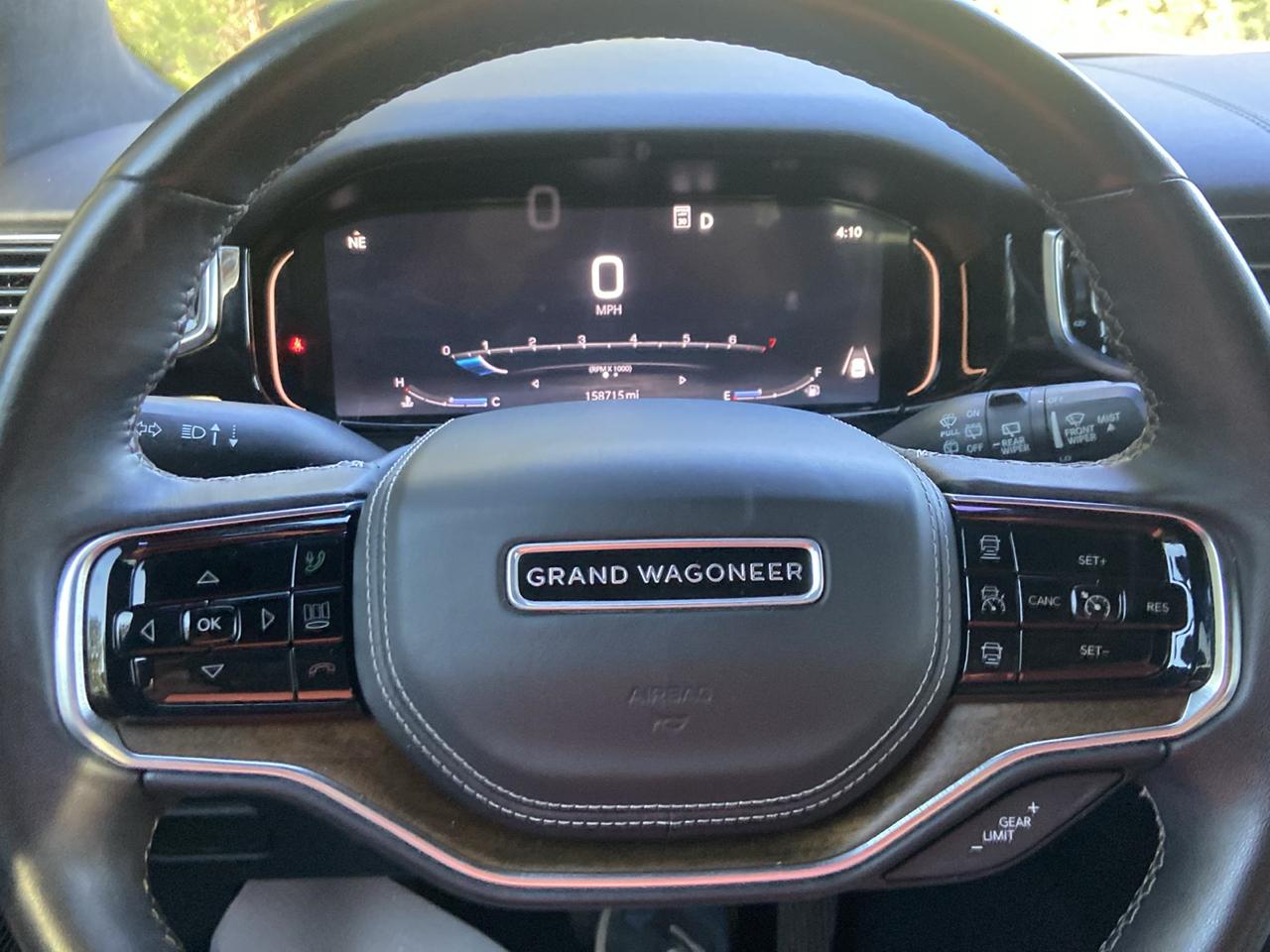 Jeep Grand Wagoneer Series II 4WD 2022