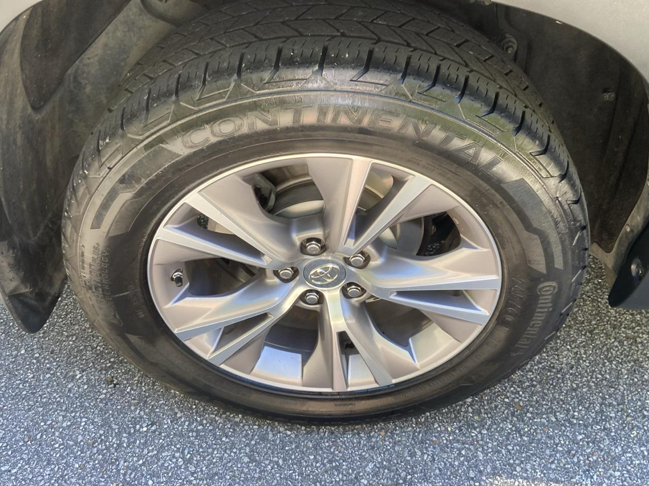 Toyota Highlander XLE AWD V6 2014