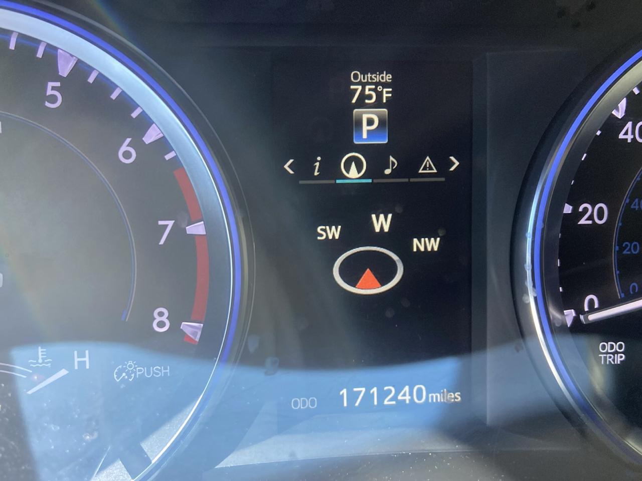 Toyota Highlander XLE AWD V6 2014