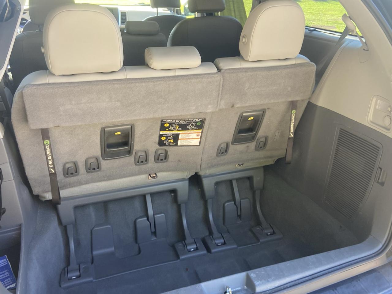 Toyota Sienna Limited Premium 7-Passenger 2020