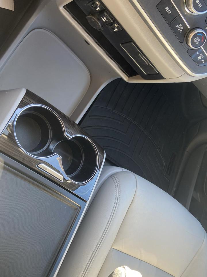 Toyota Sienna Limited Premium 7-Passenger 2020
