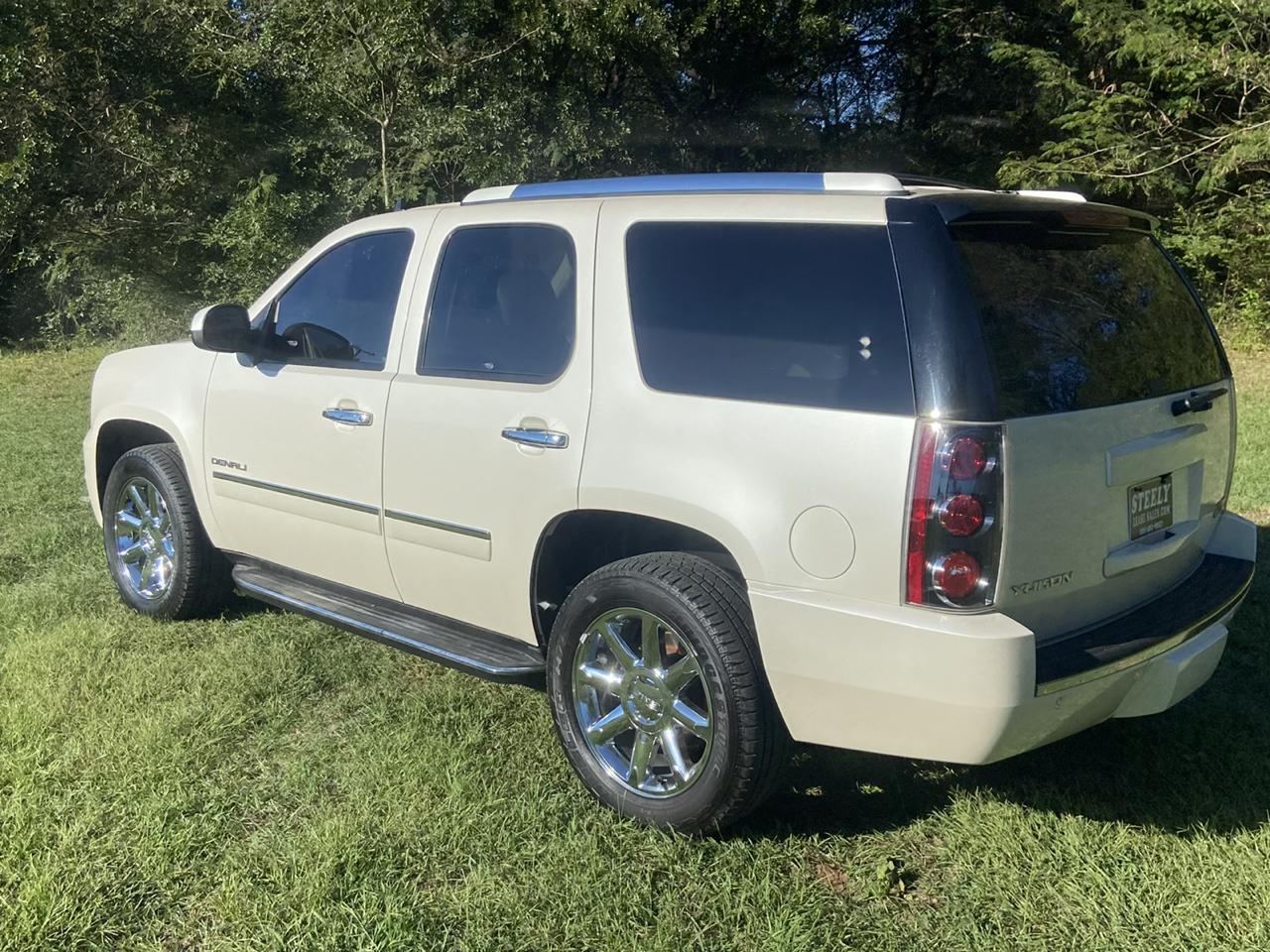 GMC Yukon Denali 4WD 2013