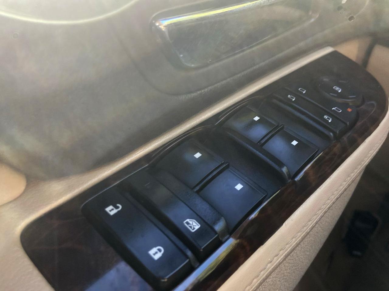 GMC Yukon Denali 4WD 2013