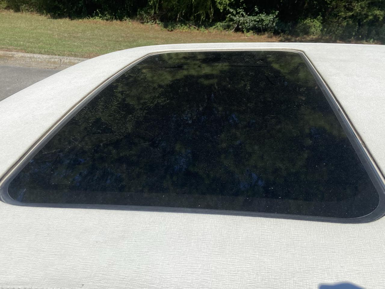 Cadillac DeVille Sedan 2002