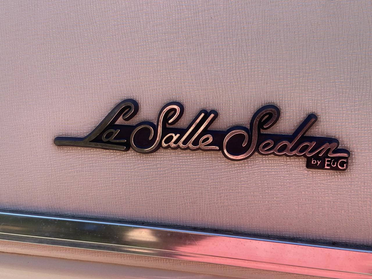 Cadillac DeVille Sedan 2002